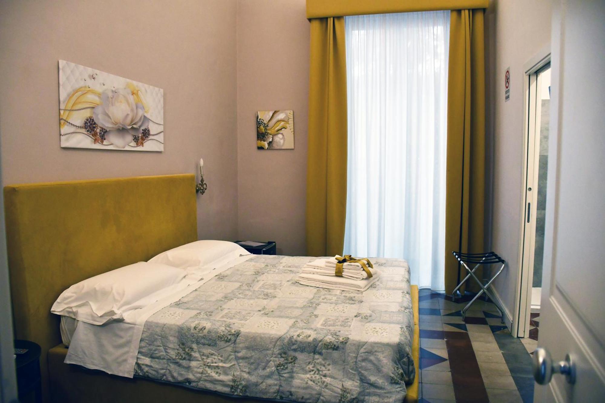 B&B Romeo Luxury Rooms CTA Exterior foto