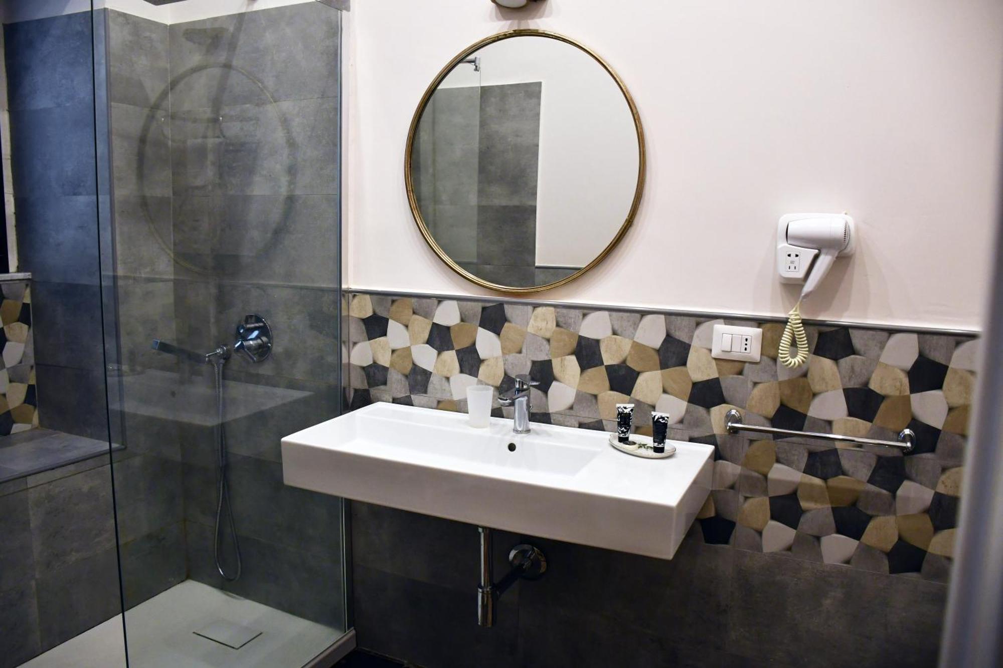 B&B Romeo Luxury Rooms CTA Exterior foto